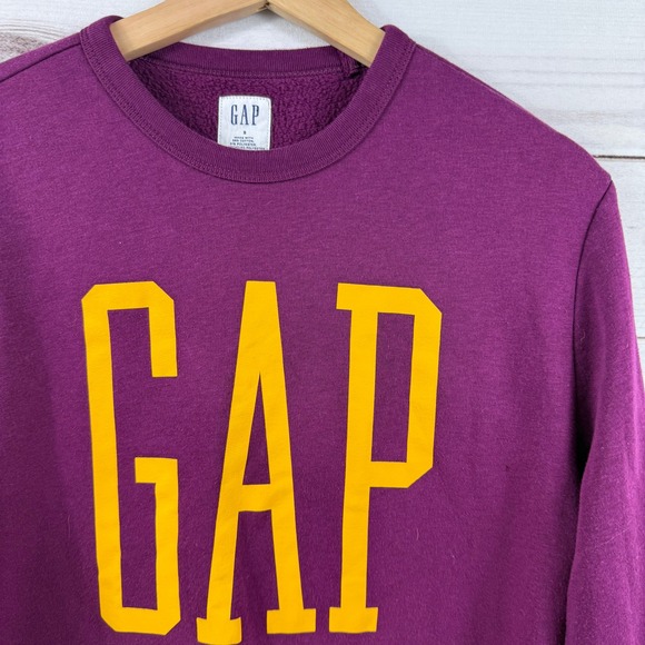 GAP Logo Womens‎ Sweatshirt Pullover Long Sleeve Purple Yellow Letters Small - Picture 2 of 6